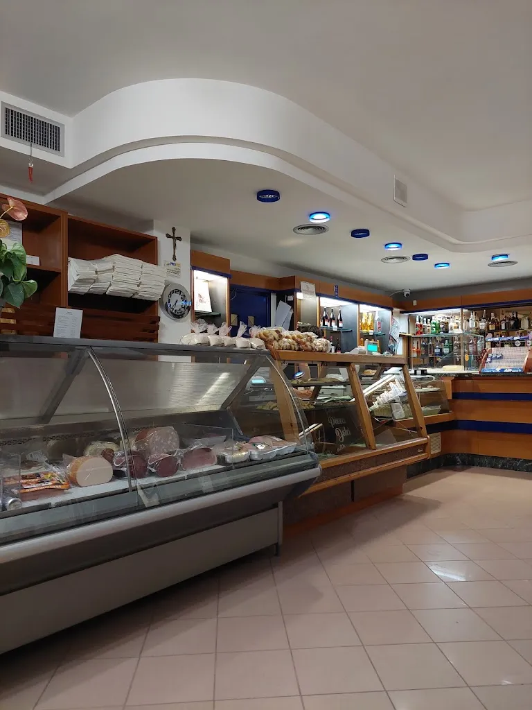 Andrey Drobyazko_Ristorante Pizzeria Panificio Bar di Pallani Festim_Altidona_recensione