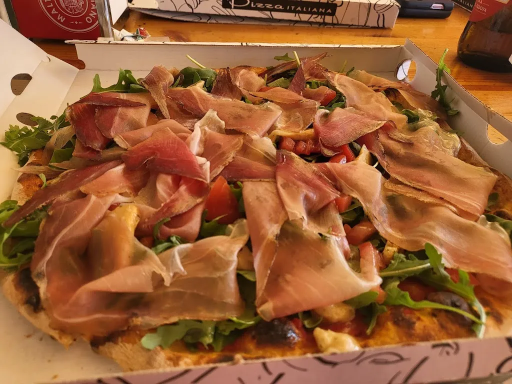Kevin Pavloski_Pizzeria L'Oca Nera di Riccioni Mario_Altidona_review
