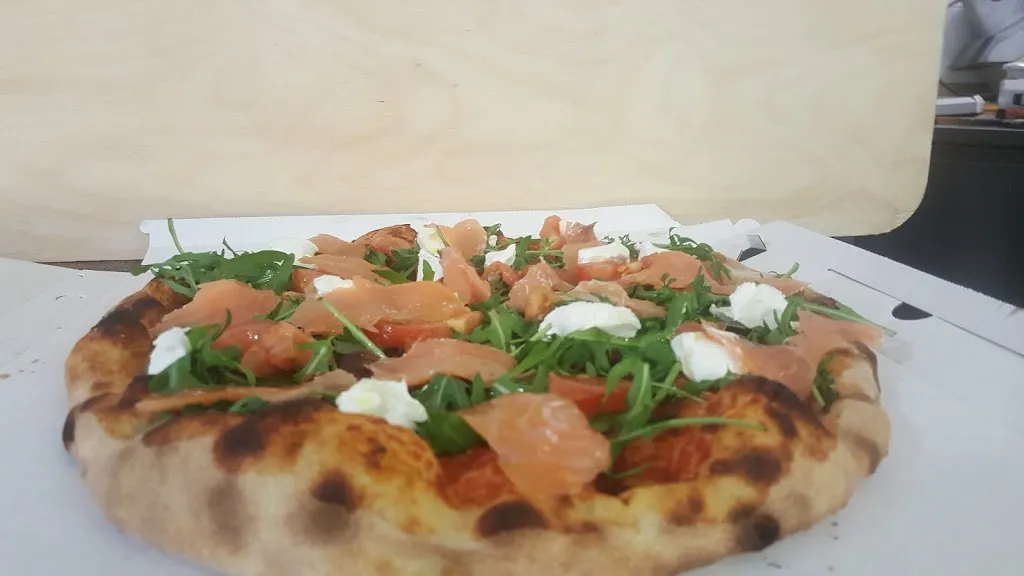 Pizzeria L'Oca Nera di Riccioni Mario restaurant in Altidona