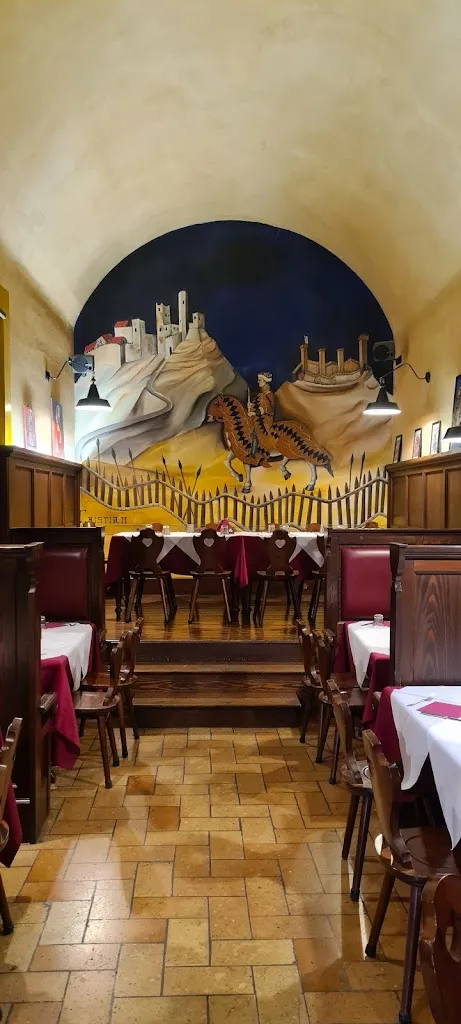 Francesco Nicolini_Il Cassero_Apiro_review