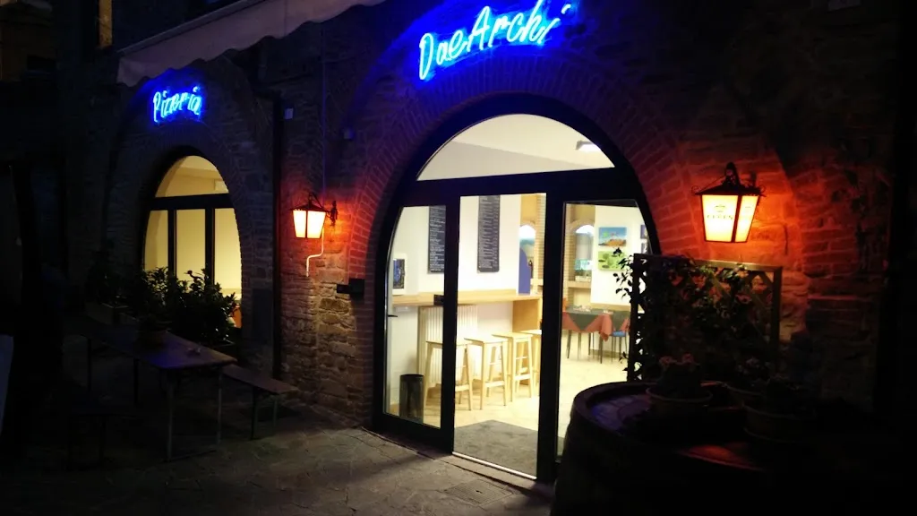 Pizzeria Due Archi restaurant in Apiro