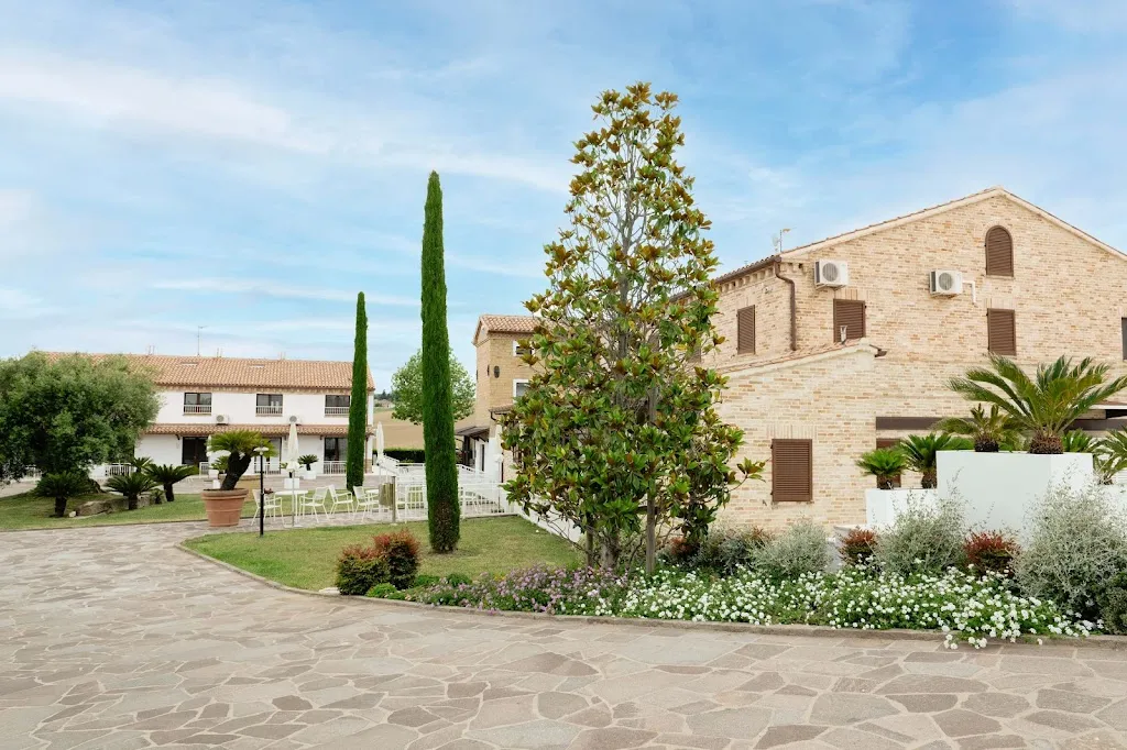 Osteria dei Segreti Spa Resort restaurant in Appignano