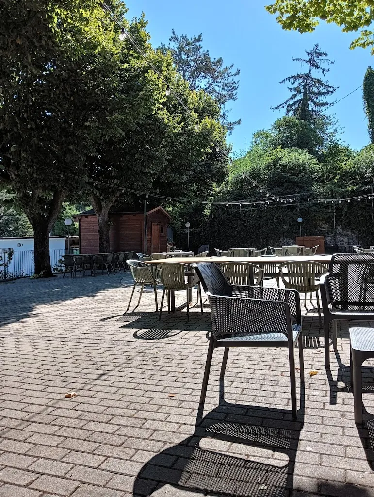 Federica Francalancia_Giardino dei Tigli_Appignano_review