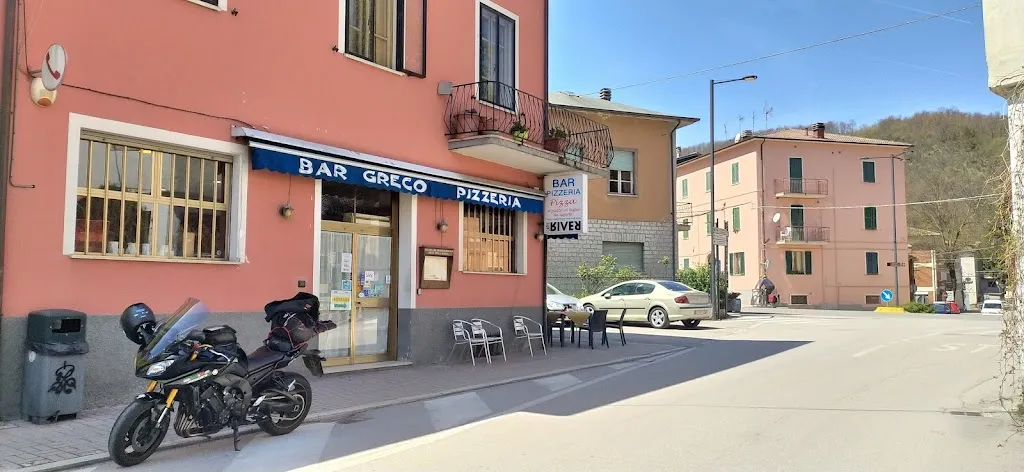 TomTom & Jerry Carbini_Bar Greco pizzeria_Apecchio_review