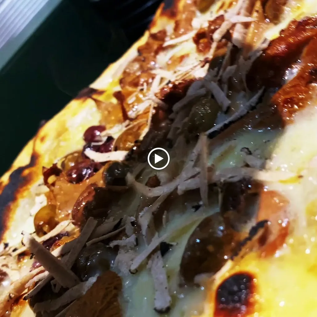 Ai Pini - Osteria & Pizza_Arcevia_slider_image_2