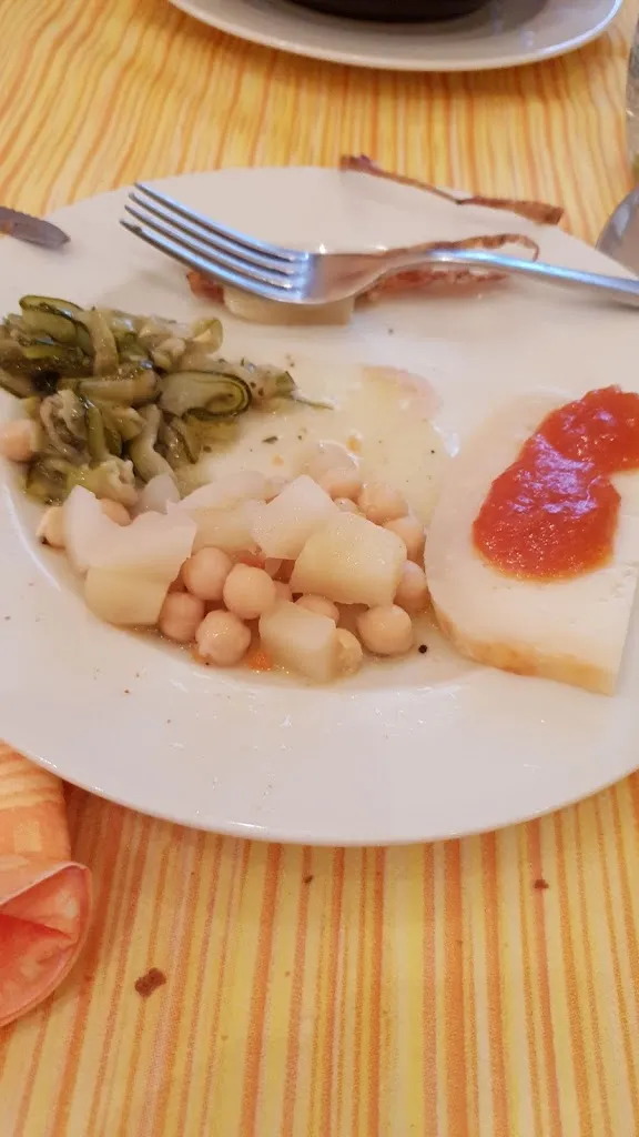 Marc Pari_Agriturismo Le Sodere_Belforte del Chienti_review