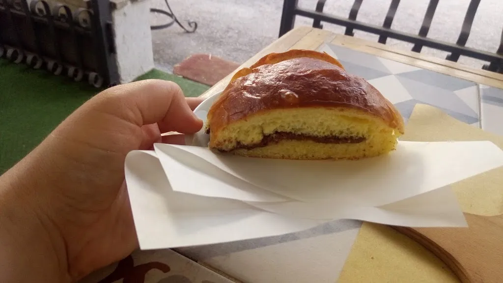 Elena Moretti_A tutta pizza_Belforte del Chienti_review