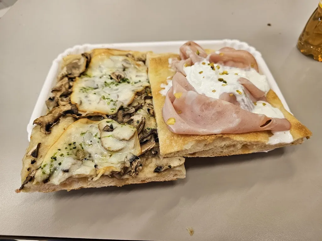 Emanuele Bonsignore_Pizzeria Eurofocaccia_Bellocchi_review
