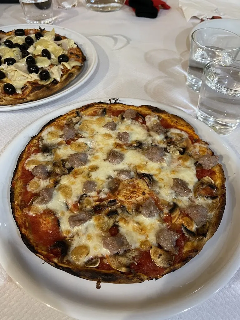 Napo_Bar Pizzeria Trattoria De Michelis Pa & Ma_Bolognola_recensione