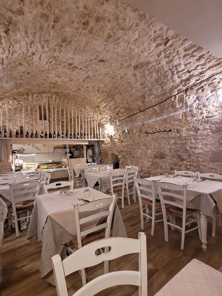 Ristorante Braceria Mamma Lena_Carovigno_slider_image_3