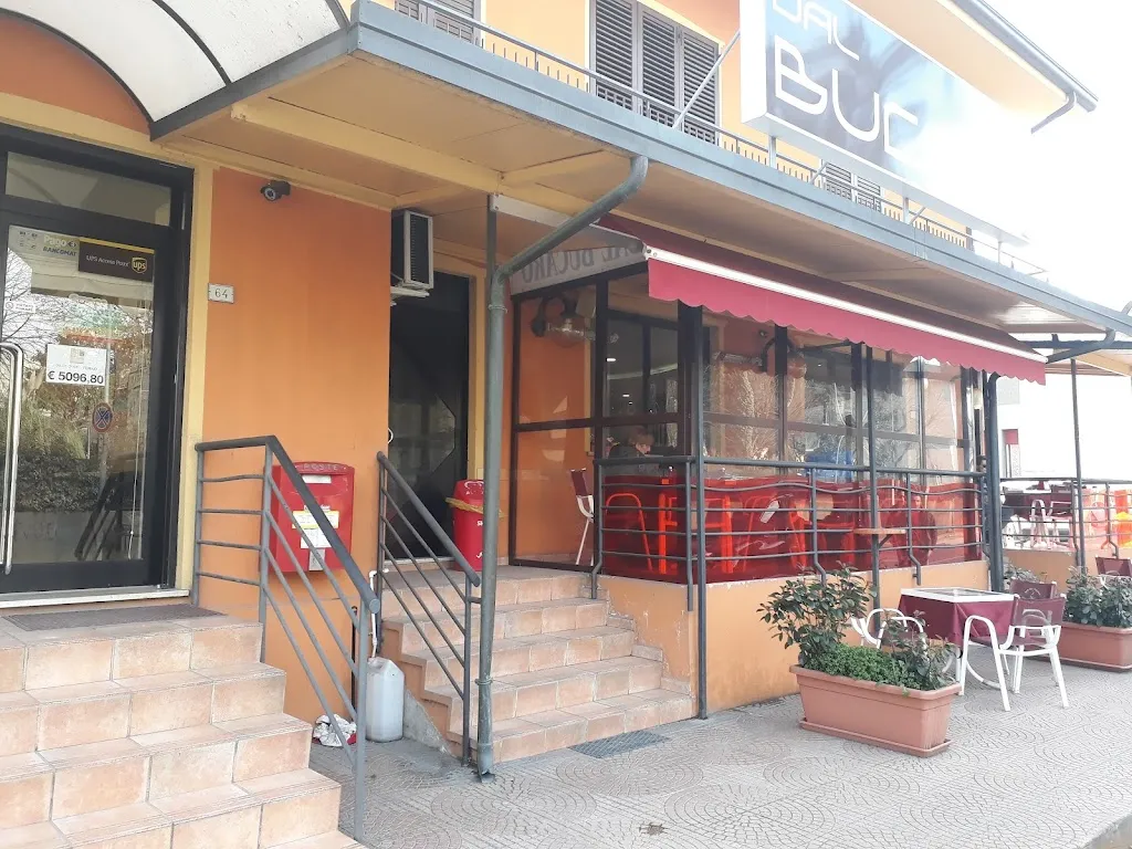 Bar "Dal Bucaro" restaurant in Borgo Massano