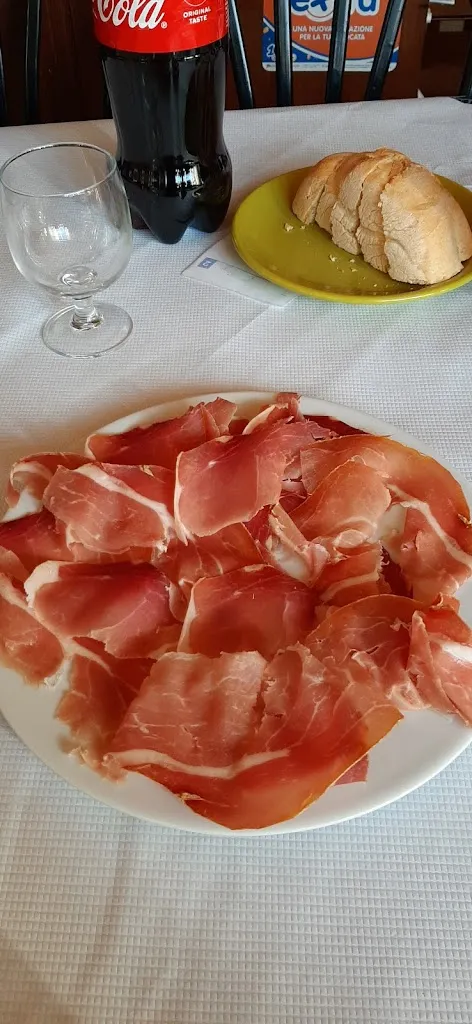 Simone Salvatelli_Ristorante Pizzeria Dancing La Vigna_Borgo Massano_review