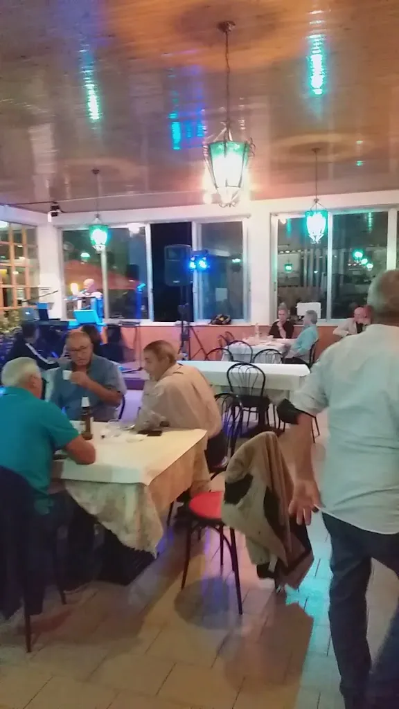 Ristorante Pizzeria Dancing La Vigna_Borgo Massano_slider_image_2