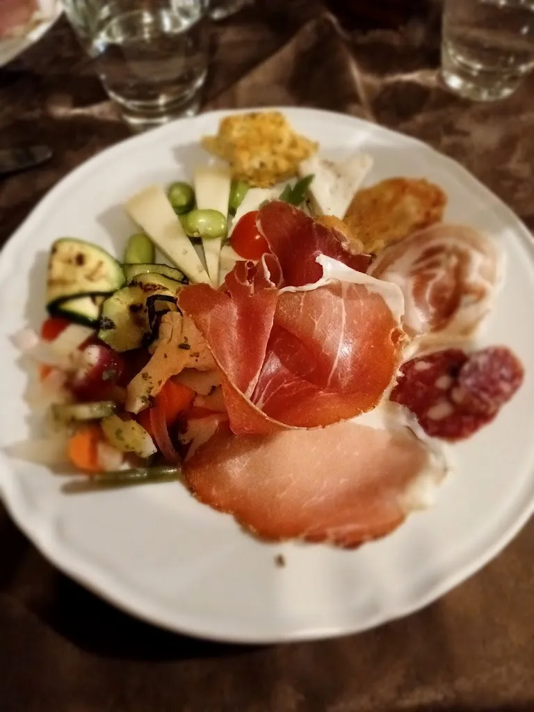 Zahra Kamire_Ristorante Al Castello_Aielli_review