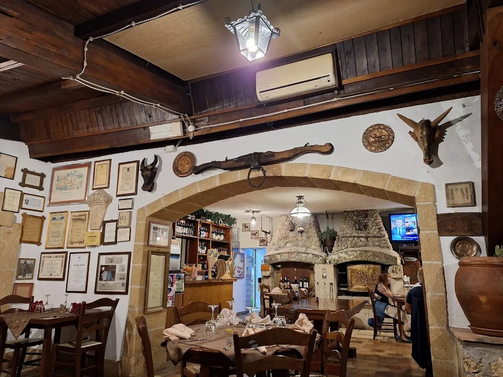 Ristorante Al Castello_Aielli_slider_image_3