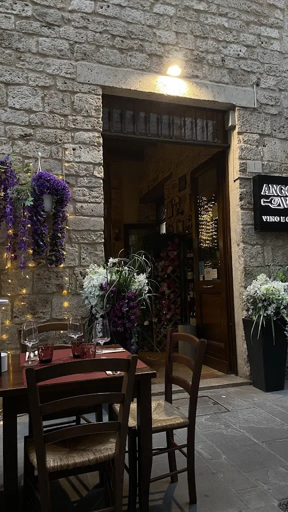 Mascia Calvaresi_Angolo Divino_Ascoli Piceno_review