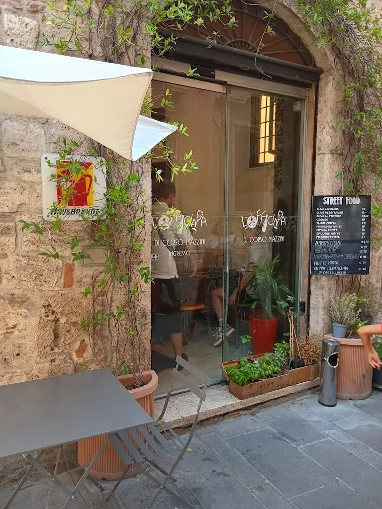 Mario Tina_L'officina di corso Mazzini_Ascoli Piceno_review