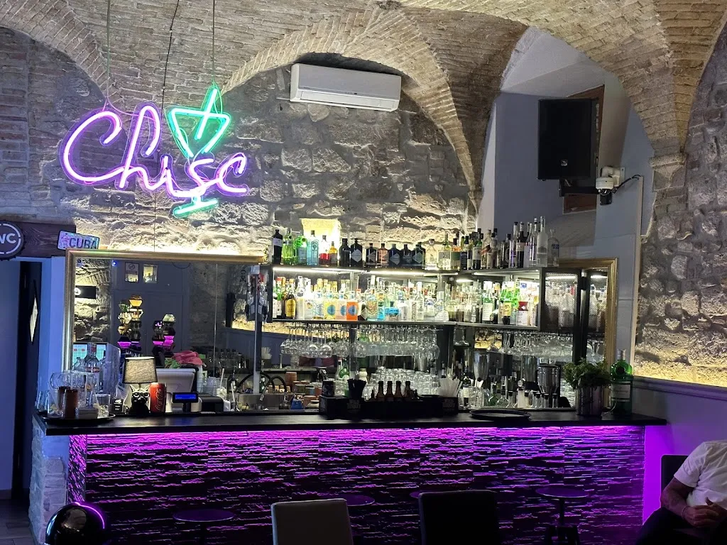 Chisc Restaurant&Cocktail bar restaurant in Ascoli Piceno