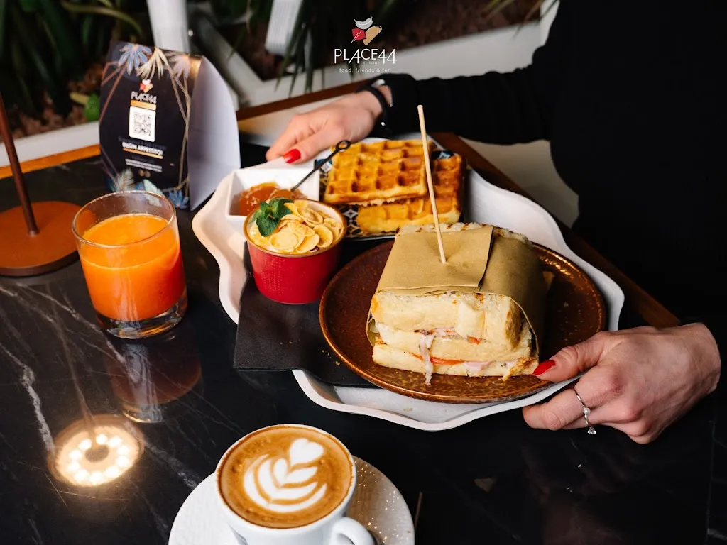 Place44_Camerano_slider_image_3