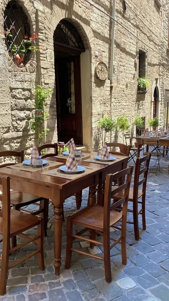 Osteria Fontes Sant’Angelo_Cagli_slider_image_1