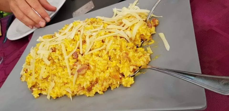 Peter Marquardsen_Ristorante Pizzeria Il Poggio_Cagli_review