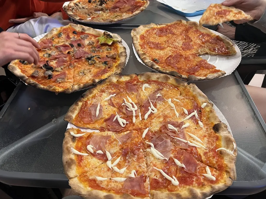 Thomas Cornillie_Pizzeria da Palin_Cagli_review