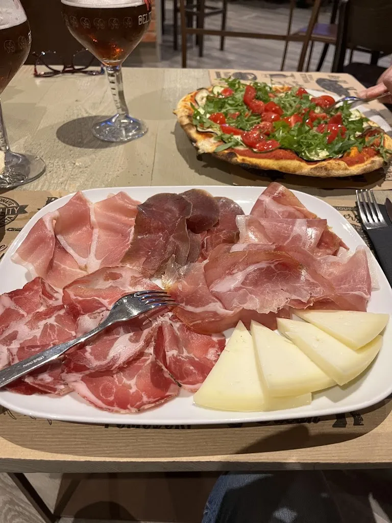 Domenico Lorusso_Risto-pub Pizzeria Squaqua' 2.0_Cagli_recensione