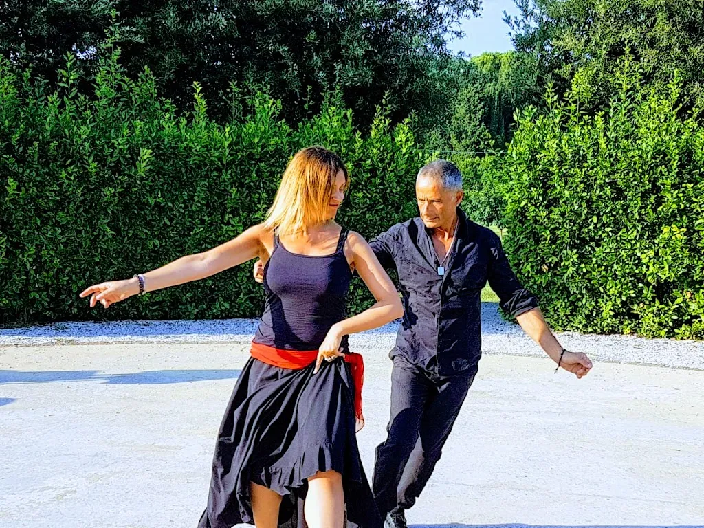 massimo bertoloni_Il Poeta_Cagli_review