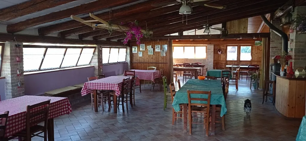 Agriturismo Ca'Pierello restaurant in Cagli