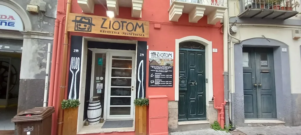 ZioTom_Cagli_slider_image_1