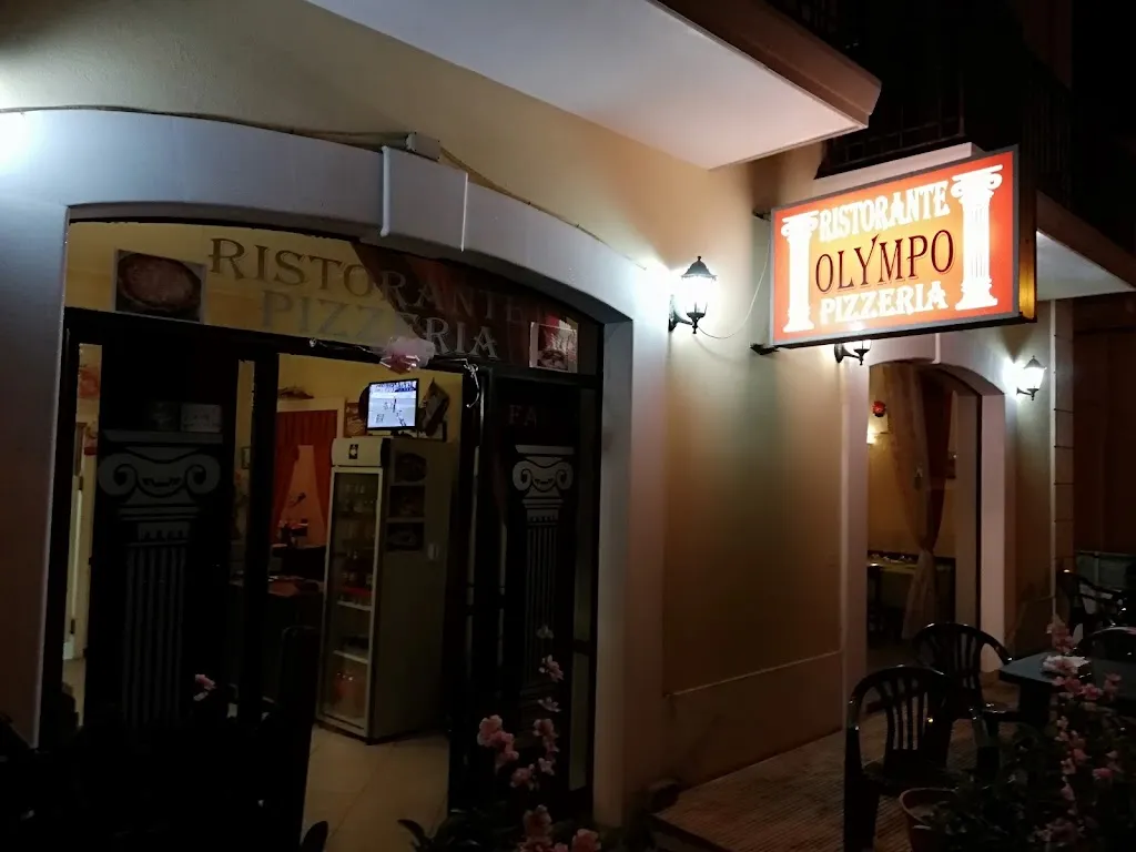 Olympo Ristopizza restaurant in Carovigno