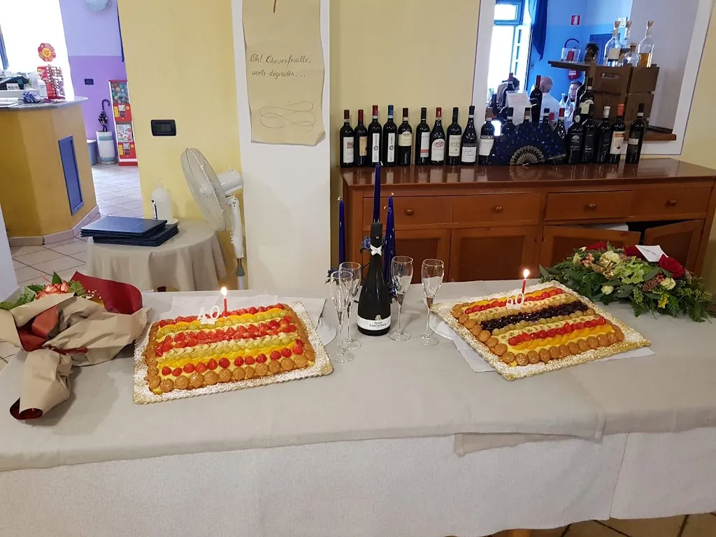 Ristorante Pizzeria Il Caprifoglio_Campiglione_slider_image_3