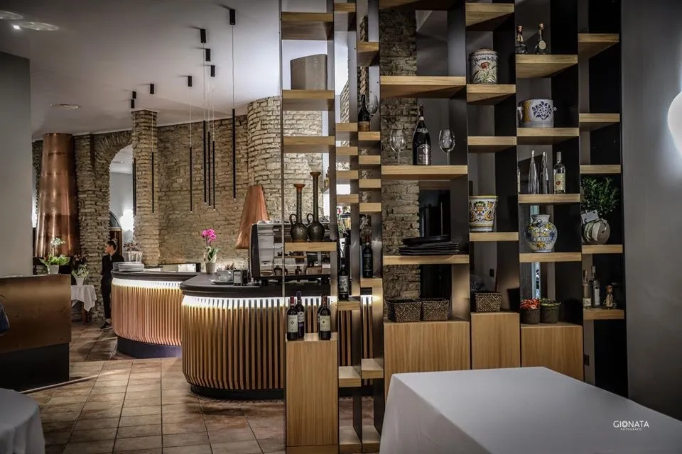 Ristorante Posta Vecchia restaurant in Calcinelli