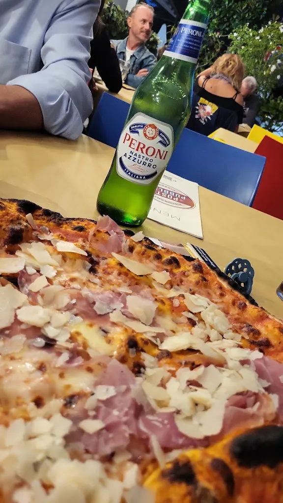 Marija Šarić_Pizzeria Posto Pubblico_Calcinelli_review