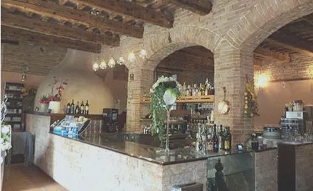 Ristorante La Cantinaza restaurant in Calcinelli