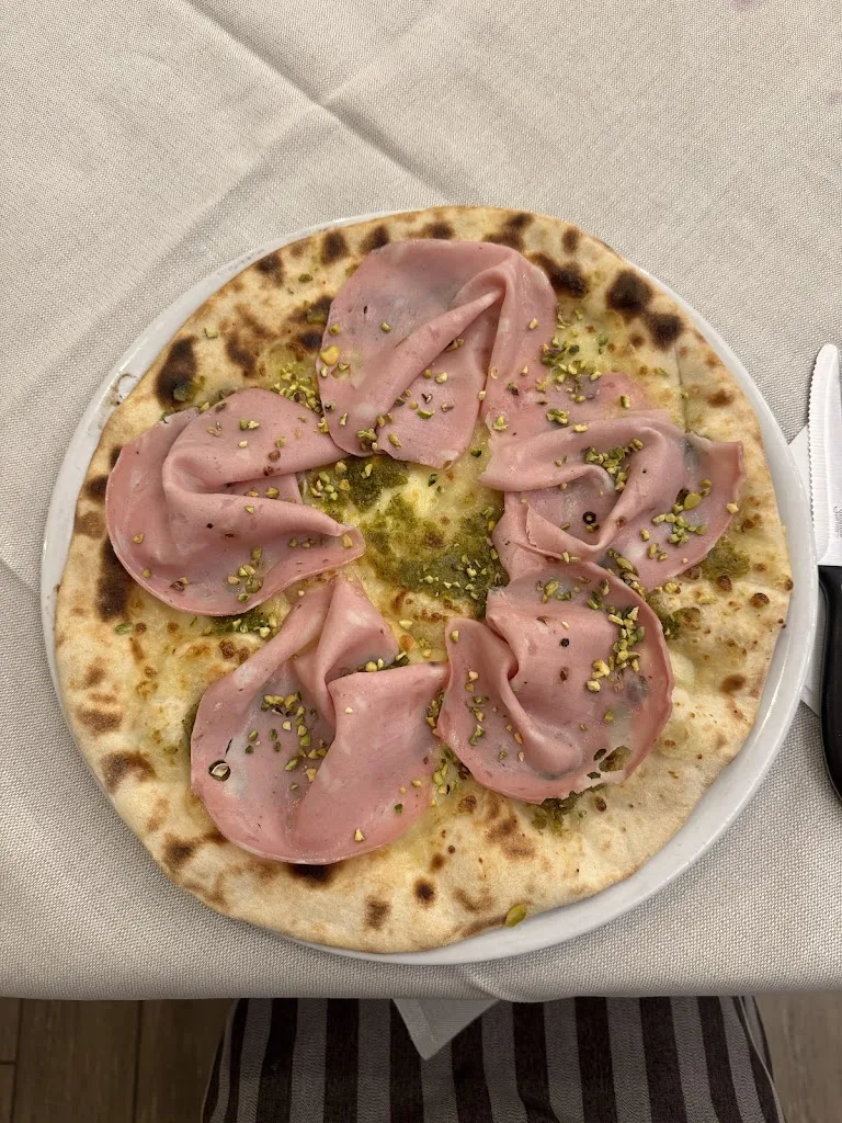 Ristorante Pizzeria Agli Olivi_Calcinelli_slider_image_2