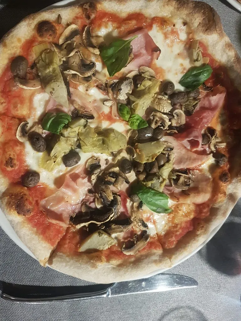 Marika Vahsen Bianco_Isola Verde - Ristorante Pizzeria_Carovigno_review