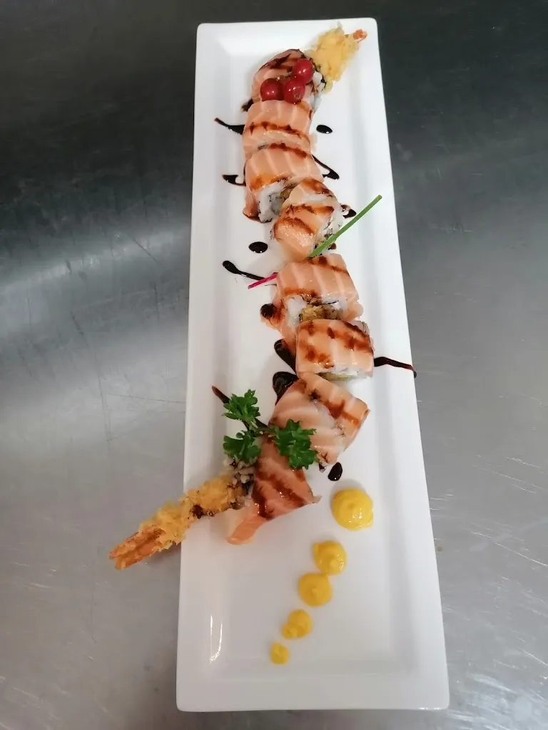 Sushi&pizza restaurant in Calcinelli