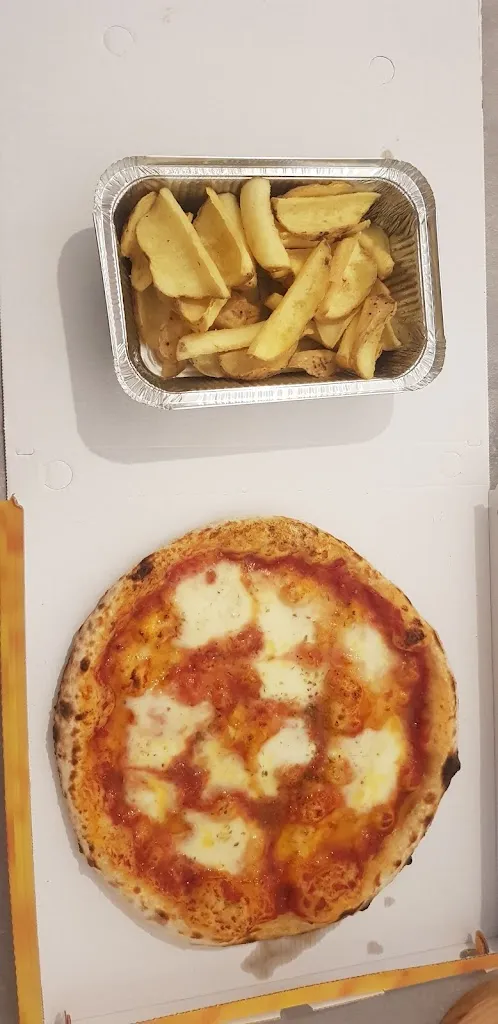 Erasmo Palmaccio_Arcimboldo Ristorante Pizzeria Birreria_Canavaccio_review