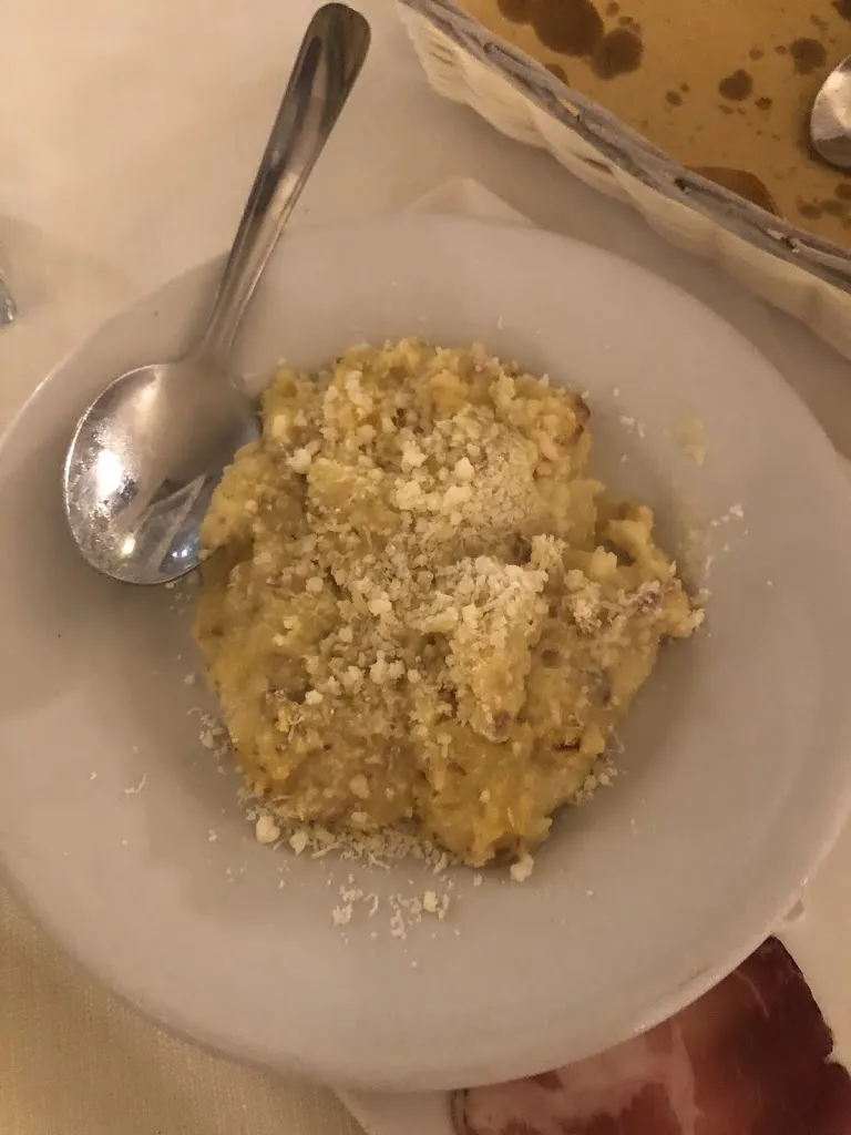 Megan Thomas_Cinque Ragazze_Campofilone_recensione