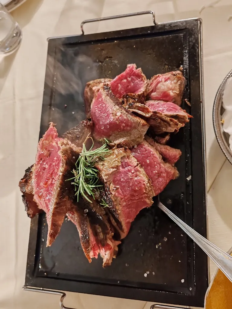 Cinque Ragazze_Campofilone_slider_image_3