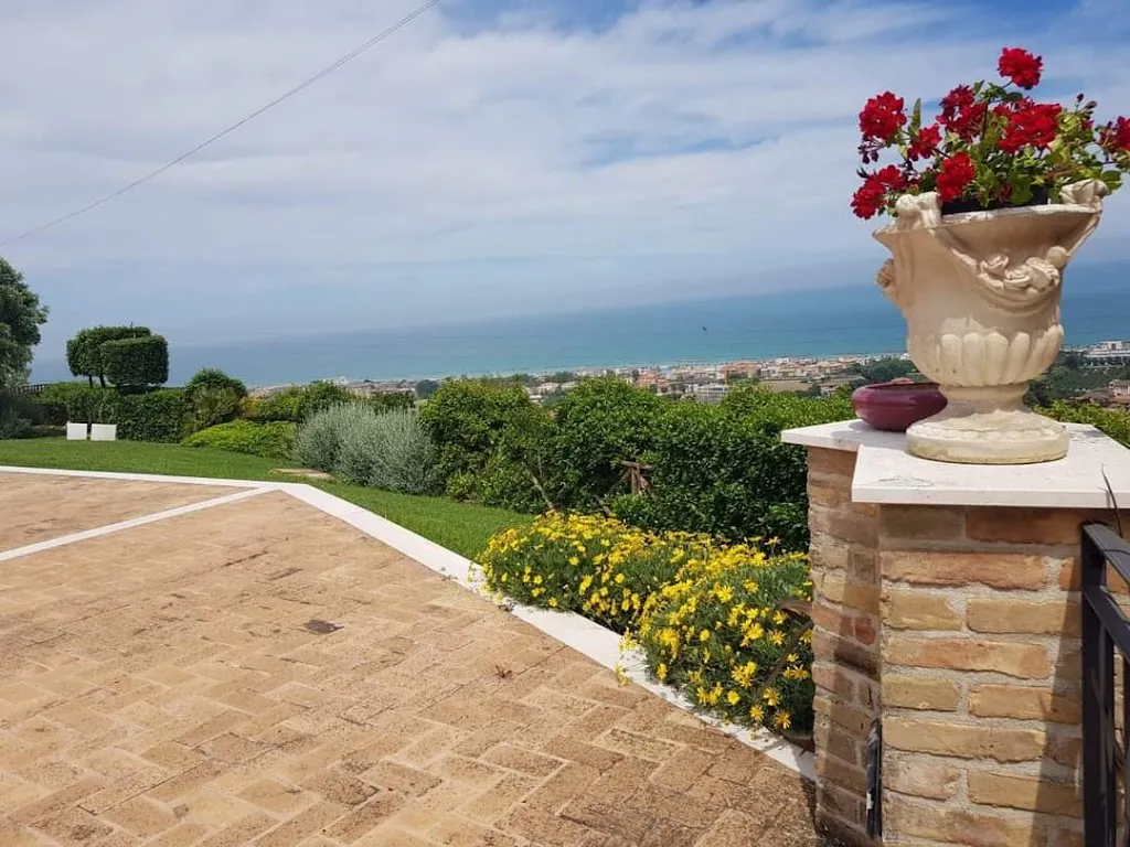 Villa Ester_Capodarco_slider_image_3