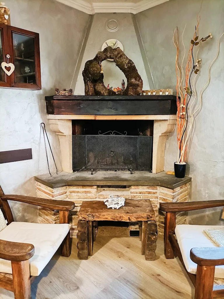 Maria Antonietta Pinna_Antica Hosteria_Cantiano_recensione