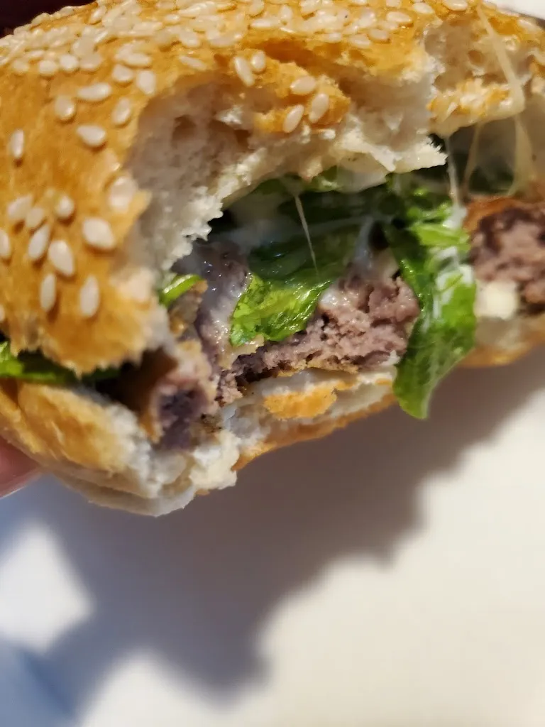 Menu_Maeve's pub_Cantiano_image_4