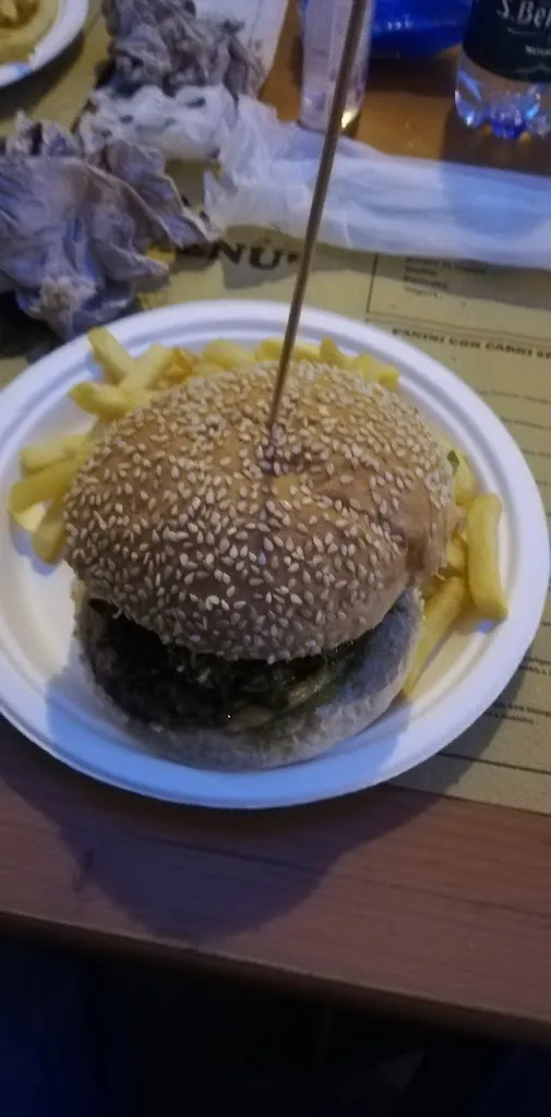 Menu_Maeve's pub_Cantiano_image_6