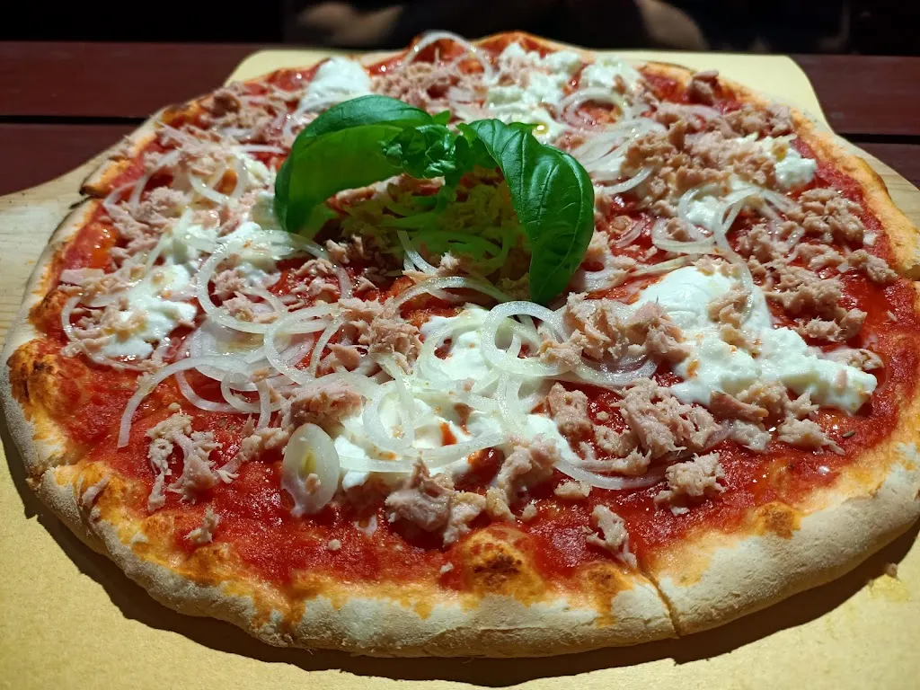 bascir al zein_Pizzeria Le Casette_Casette Verdini_review