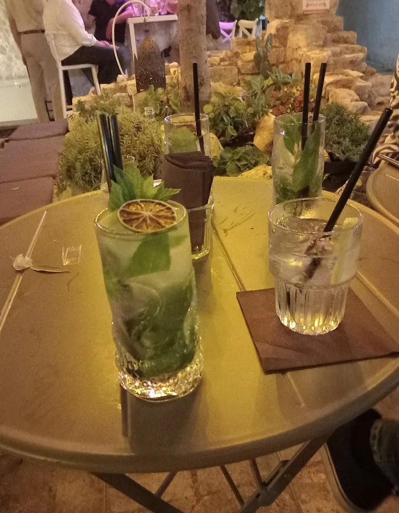 Menu_ZTL Club White tables. Cocktails, Wine bar, Beer, Drink, Aperitif, Buffet._Carovigno_image_3