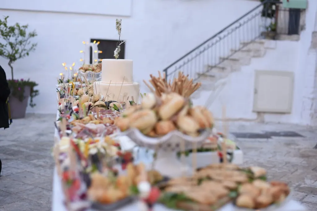 Menu_ZTL Club White tables. Cocktails, Wine bar, Beer, Drink, Aperitif, Buffet._Carovigno_image_8