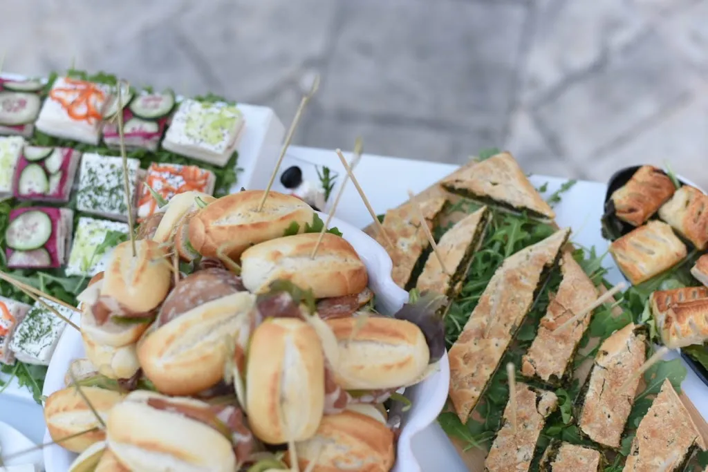 Menu_ZTL Club White tables. Cocktails, Wine bar, Beer, Drink, Aperitif, Buffet._Carovigno_image_9