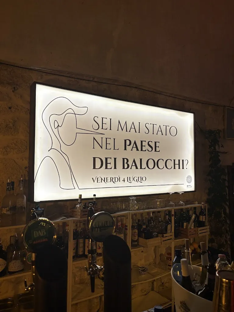 Andrea Albiati_ZTL Club White tables. Cocktails, Wine bar, Beer, Drink, Aperitif, Buffet._Carovigno_review